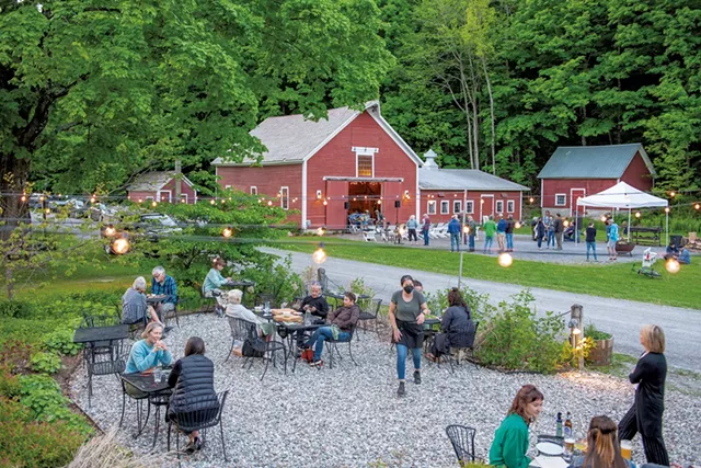 Outdoor dining and live music - FILE: CALEB KENNA