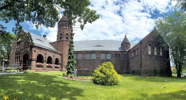 Fairbanks Museum & Planetarium - RACHEL HELLMAN