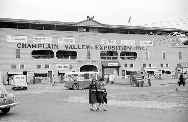 The original yellow clapboard grandstand, which was built in 1923 and burned down in 1965 - COURTESY OF THE LIBRARY OF CONGRESS/JACK DELANO