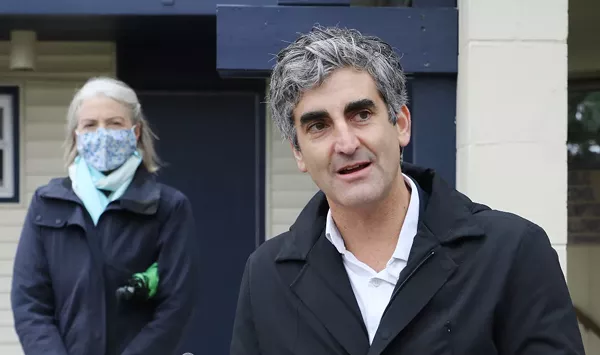 Weinberger Wants to Limit Gathering Sizes Until March