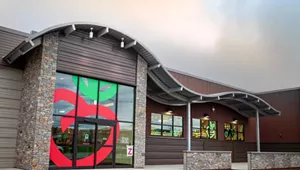 Healthy Living Market & Caf&eacute; Opens in Williston