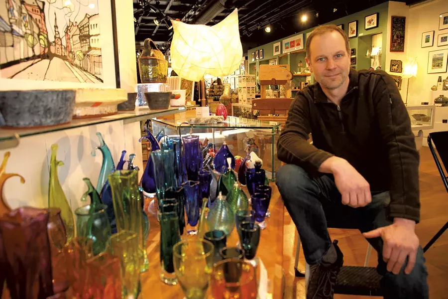 Rob Hunter - MATTHEW THORSEN