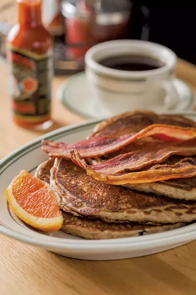 Gingerbread pancakes - OLIVER PARINI