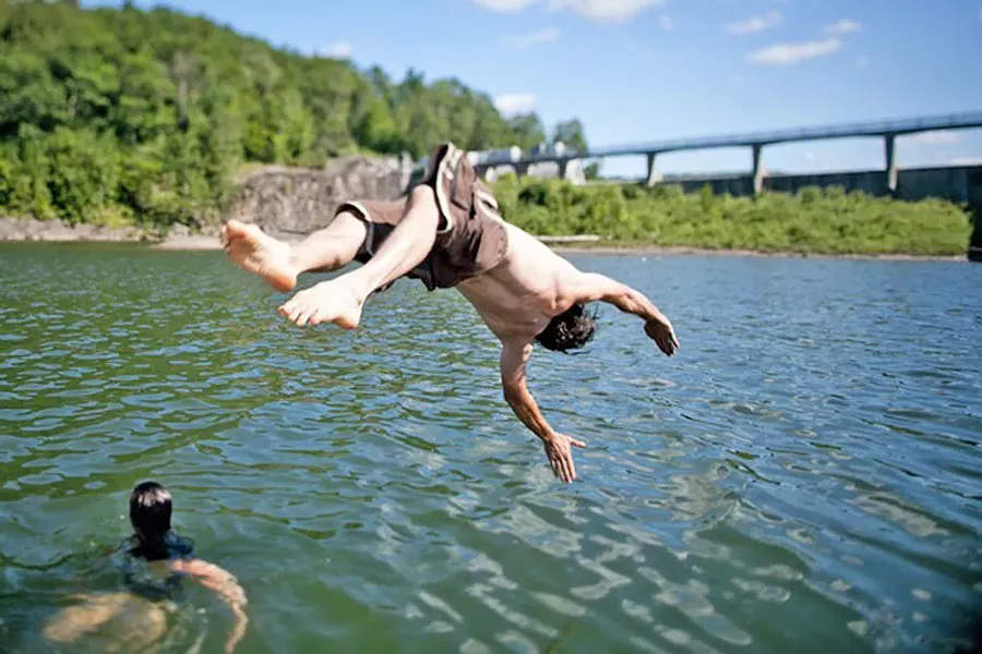 Diving into Vermont’s waters - MONICA DONOVAN