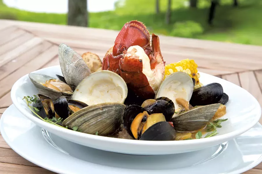 New England clambake - JAMES BUCK