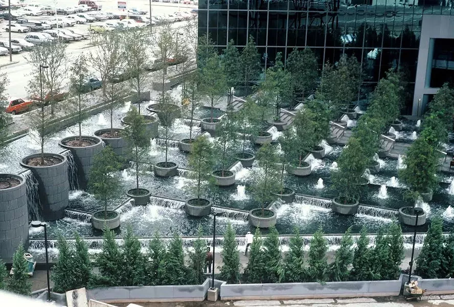 Peter Ker Walker's Work: Fountain Place, Dallas TX