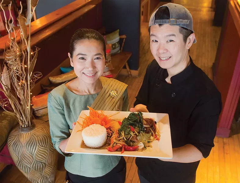 Dusit Thai Cuisine - JEB WALLACE-BRODEUR