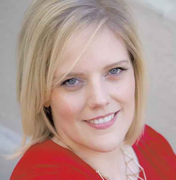 Mistress Maeve, Allison Davis