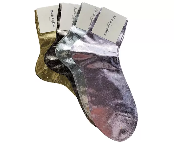 giftguide1-01.jpg