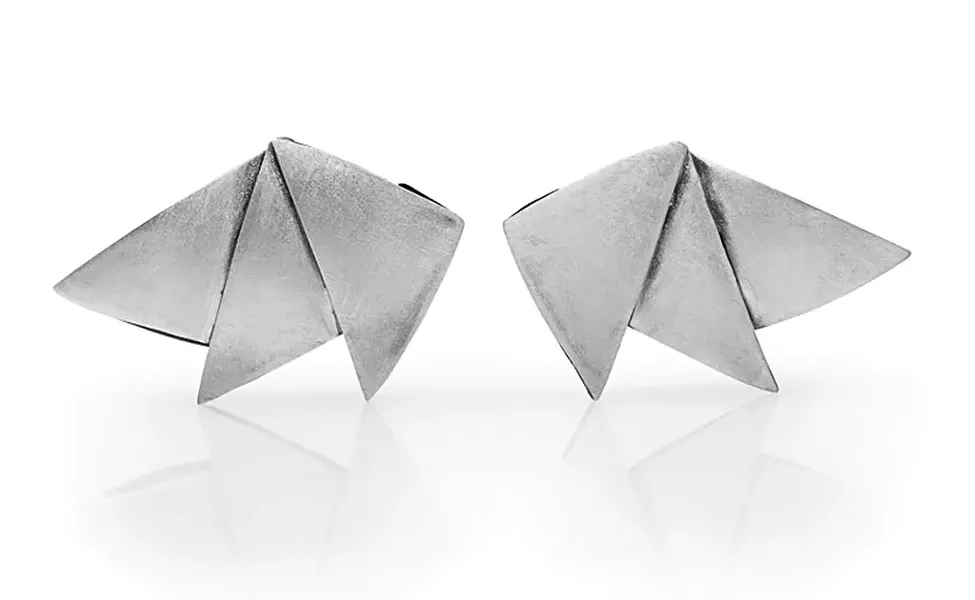 giftguide1-06.jpg