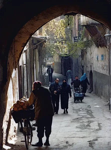 Archway in the Old City of Damascus - DEBORAH HARTE FELMETH