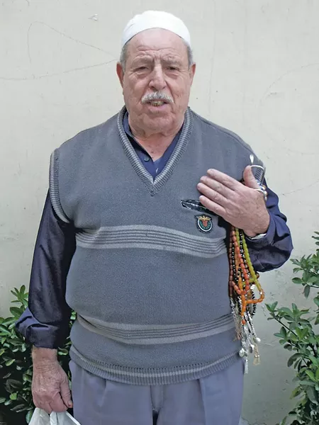 Prayer-bead seller, Damascus - DEBORAH HARTE FELMETH