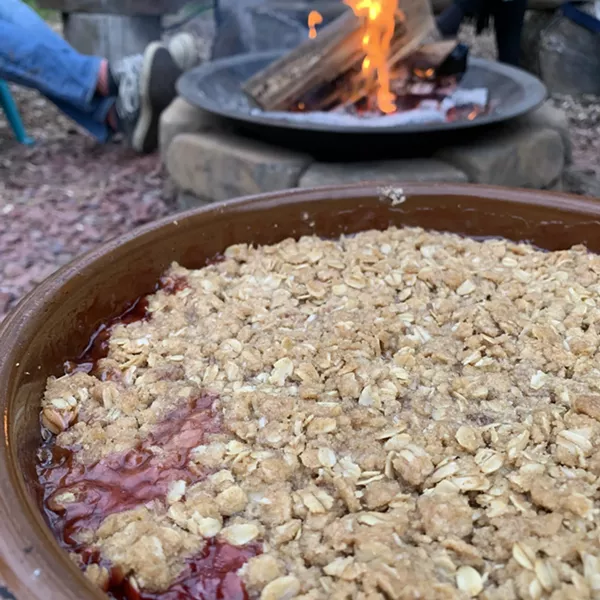 Strawberry-rhubarb crisp - MELISSA PASANEN