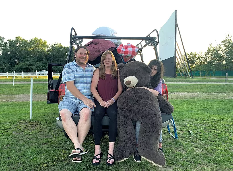 From left: Chris LaMountain, Kim Kost and Myra - EVA SOLLBERGER ©️ SEVEN DAYS
