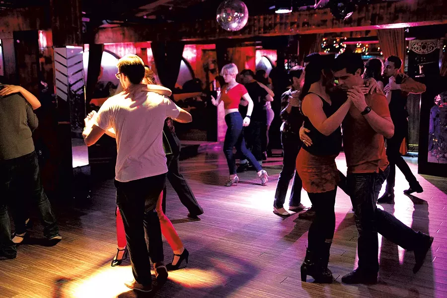 Kizomba at Zen Lounge - MATTHEW THORSEN