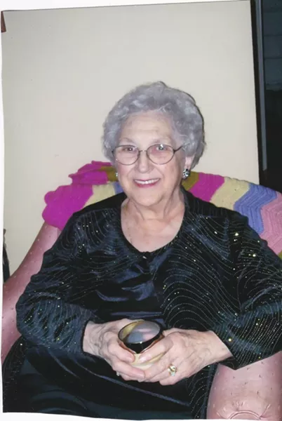 Theresa ‘Lorraine’ Rhodes (Bleau)