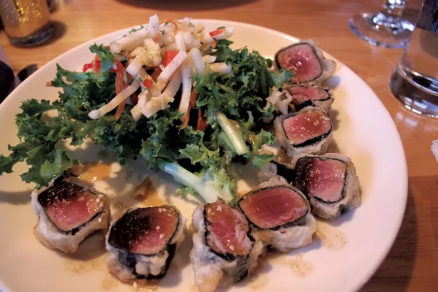 Tuna tempura at the Bench - ANDREA SUOZZO