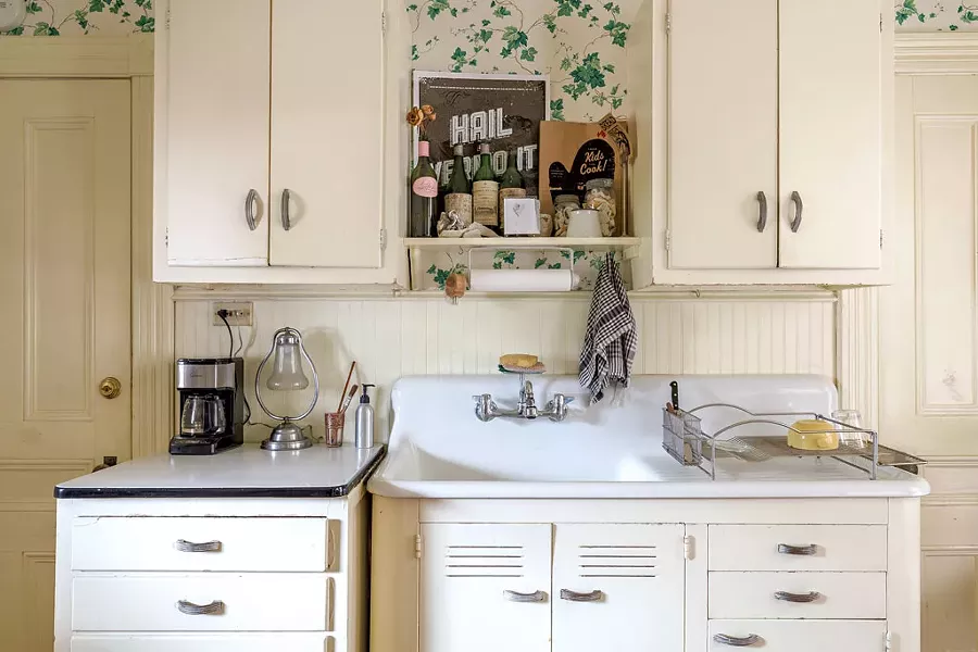 Janie Cohen's Burlington home - OLIVER PARINI