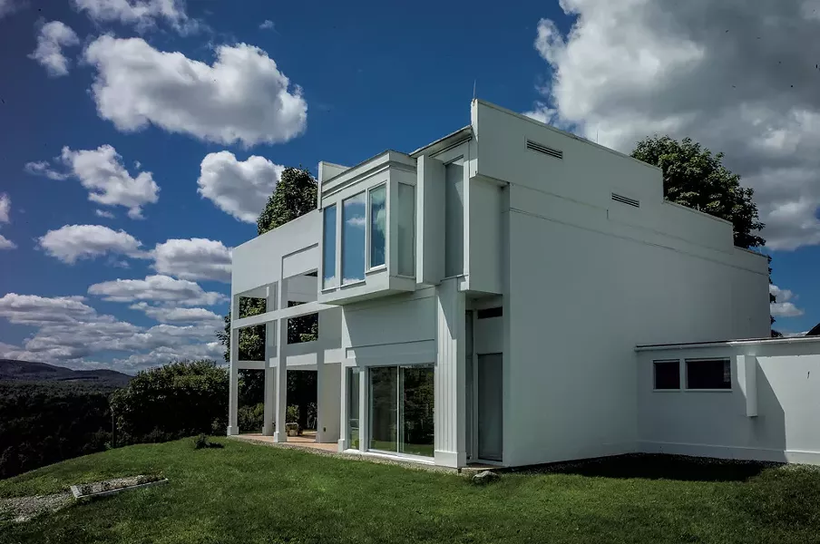 House II - PHOTOS COURTESY OF GEOFFREY GROSS, NYC