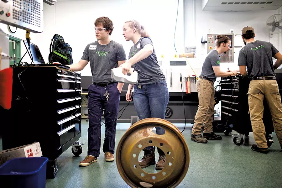 Inside Vermont Tech's advanced manufacturing laboratory - BEN DEFLORIO
