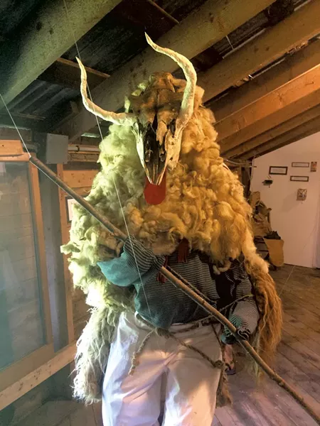 Halubian bell ringer - MOLLY ZAPP
