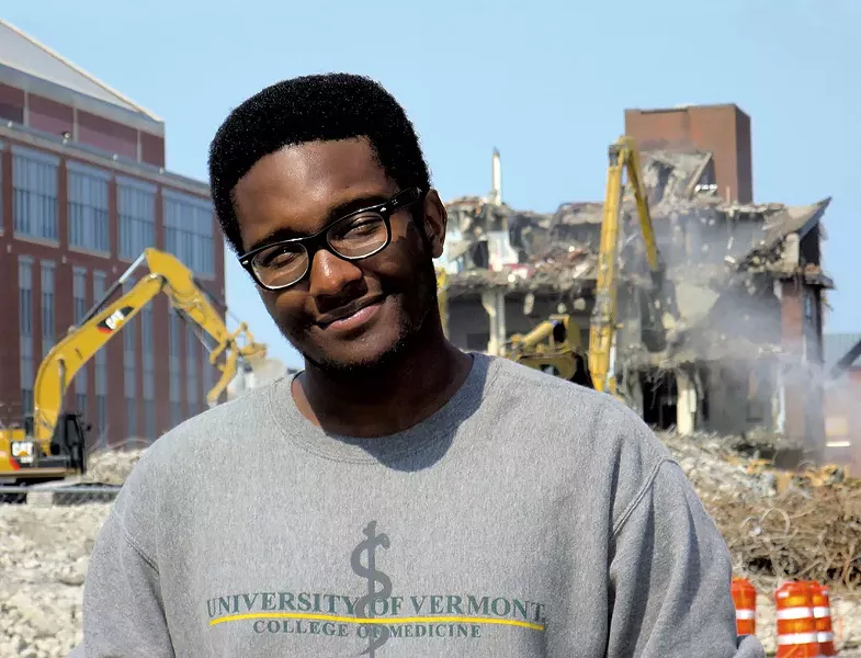 Christopher Veal - MATTHEW THORSEN