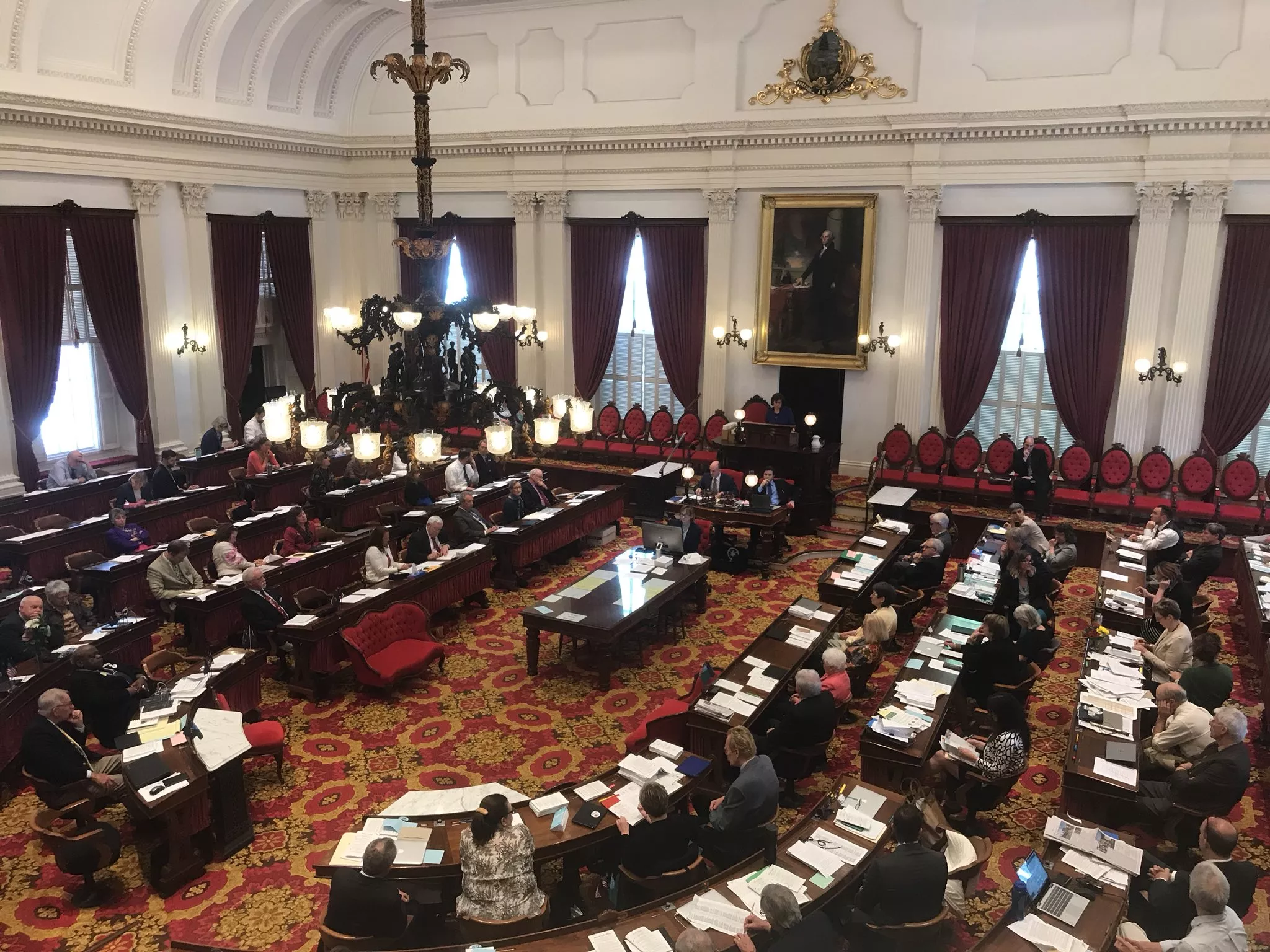 Vermont Lawmakers Pass Paid Family Leave, 15 Minimum Wage Off Message