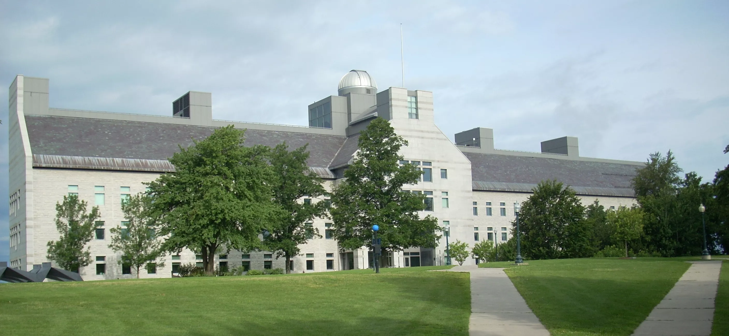 Middlebury College Closing Campus Amid Coronavirus Fears Off Message