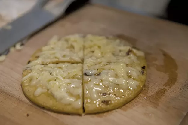 South Royalton's Moon and Stars Crafts Colombian Arepas With Regional, Heirloom Corn - Vimarsana News