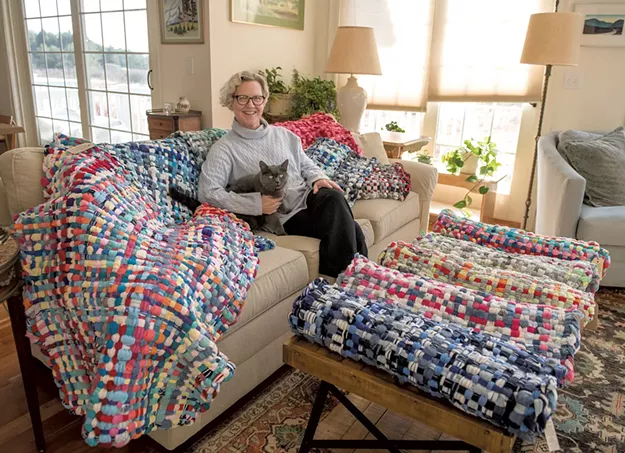 A Mental Health Counselor Finds Stress Relief in Turning Old Clothes Into Floor Coverings - Vimarsana News