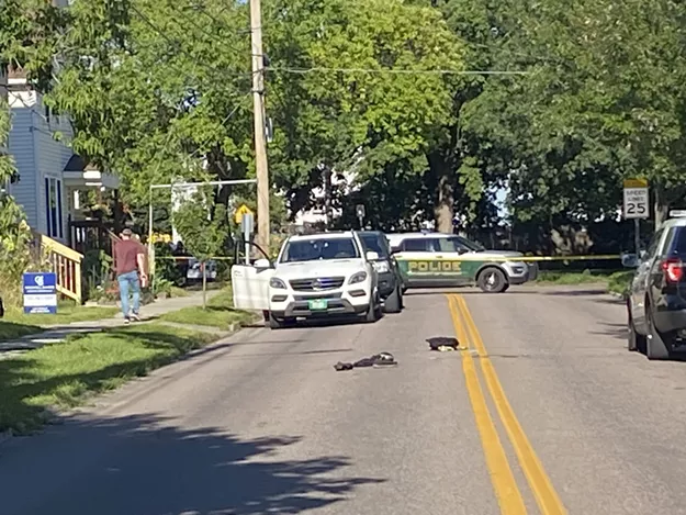 Officers in Burlington Shooting Were Trained in Crisis Response - Vimarsana News