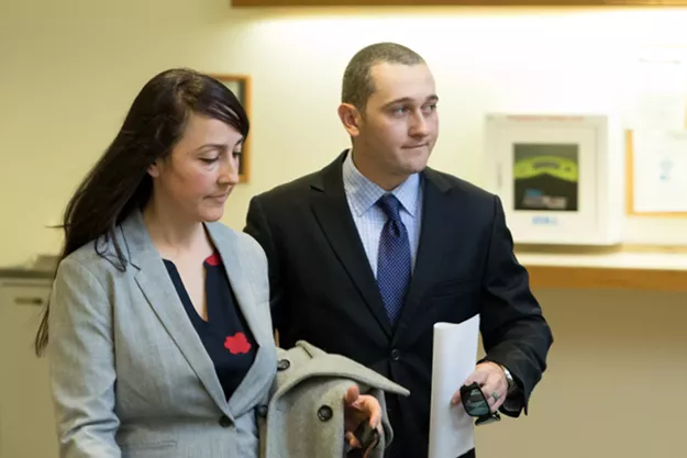 Former St. Albans Cop Gets Prison Time For Punching Handcuffed Woman - Vimarsana News