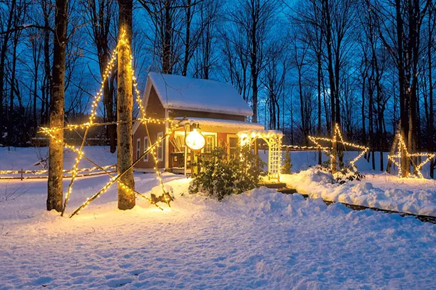 The Mad River Valley Remembers Five Teens With Constellations of Holiday Lights - Vimarsana News