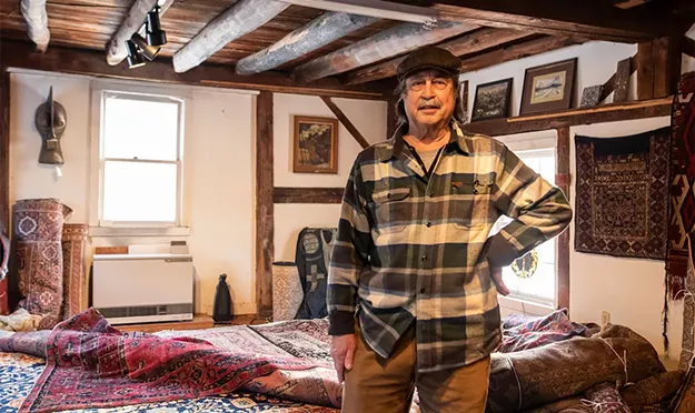An 18th-Century Barn in Richmond Is a Hidden Gem for Oriental Rug Enthusiasts - Vimarsana News