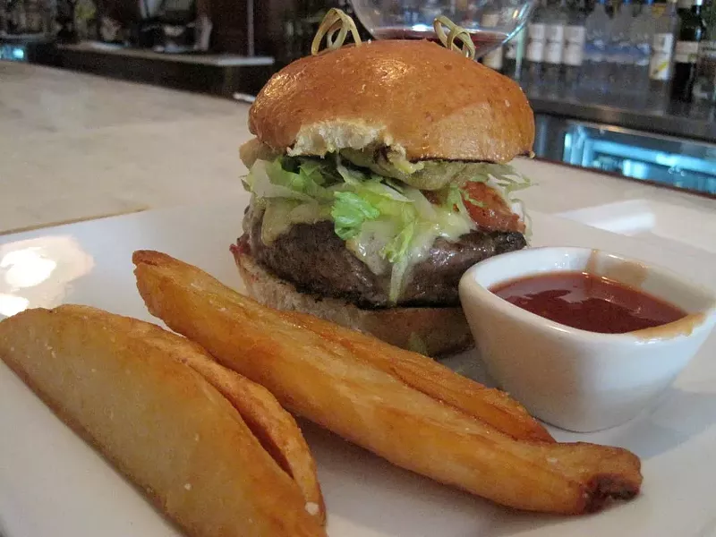 Wagyu burger - ALICE LEVITT