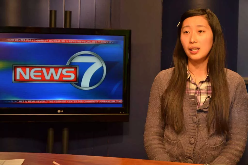 Zhu Xi anchors a practice news update