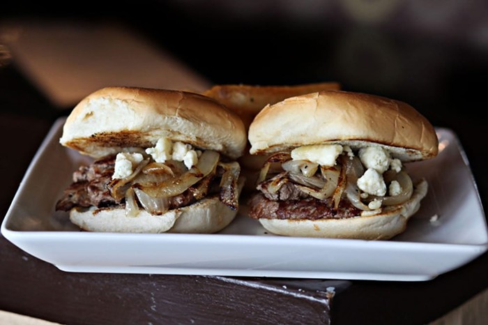 Beachhouse Bar Grill Kirkland Kirkland Wa The Stranger