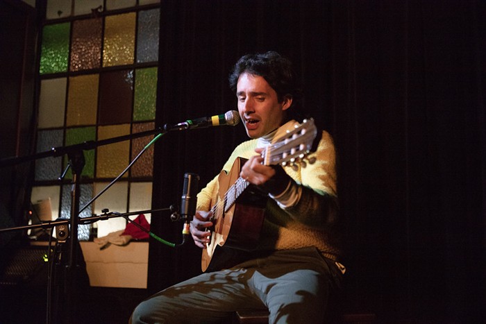 Juan Wauters singin his songs for us Juan Wauters singin' his songs for us