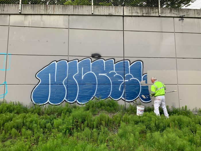 Even Street Artists Don't Like Seeing Their Work Tagged. Now, Chemists Have  Developed New Methods to Clean Murals of Graffiti