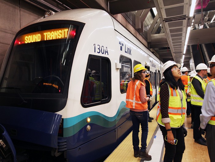 Slog AM: Suburbs Battle Over Light Rail Priorities, ExxonMobil Has Always Sucked, and Amazon Loses Labor Battle (Again) - Vimarsana News