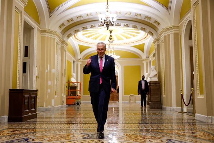 Slog AM: Senate Passes Debt Limit Deal, Nearby Shootings Prompt Garfield Campus Closure, Teens Kill and Eat Beloved Swan - Vimarsana News