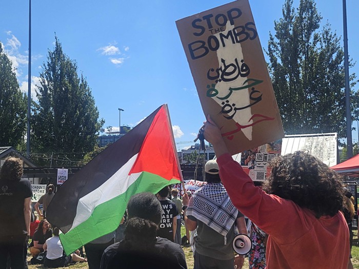 “Not Another Bomb” Rally Pressures Democrats to Listen to Their Base on