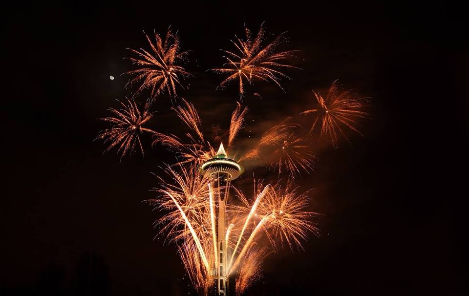 Space Needle New Year&#039;s Eve Fireworks at Space Needle in Seattle, WA on Mon Dec 31, 11:45 pm