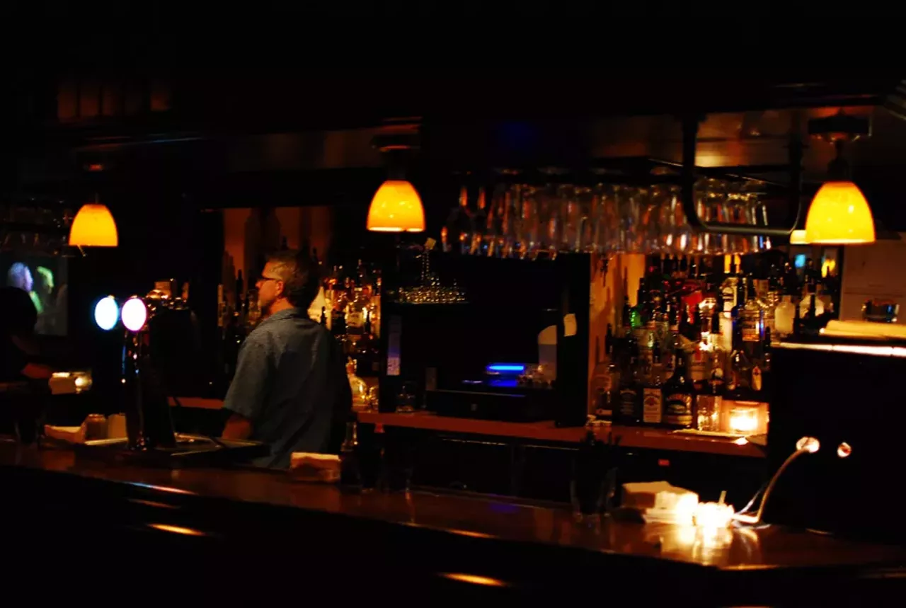 Cheers Bar & Grill | Downtown | Live Music, Live Music Venue, Pub Food