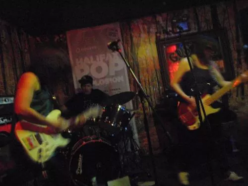Dead Wife doesnt stay still long enough for good photos Dead Wife doesnt stay still long enough for good photos