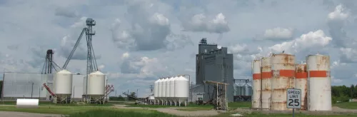 Elevators in Brinford, ND