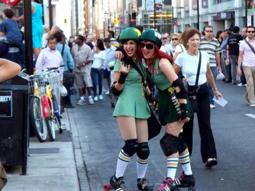 derby_girls.JPG