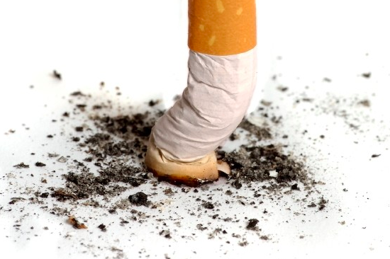 City hall lawyers say smoking ban needs to include tobacco