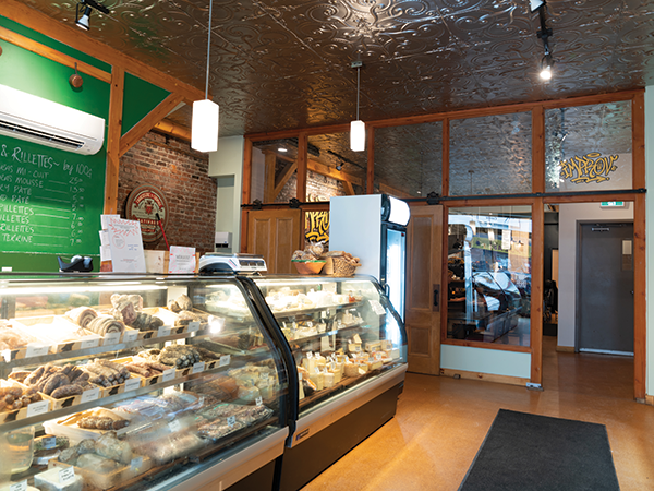 Where I work: Frédéric Tandy of Improv Café (2)
