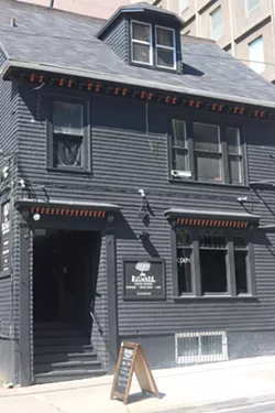 The building at 1518 Dresden Row. - VICTORIA WALTON